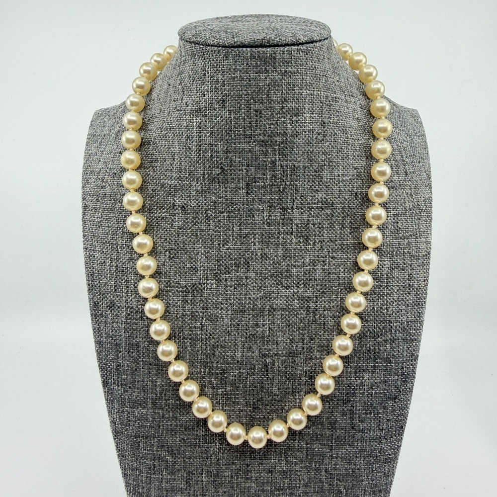 Cream Faux Pearl Strand Necklace Classic Bridal Coquette Cottagecore Gift Chic